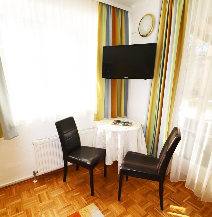 Übelbach Gaestehaus Landgraf מראה חיצוני תמונה